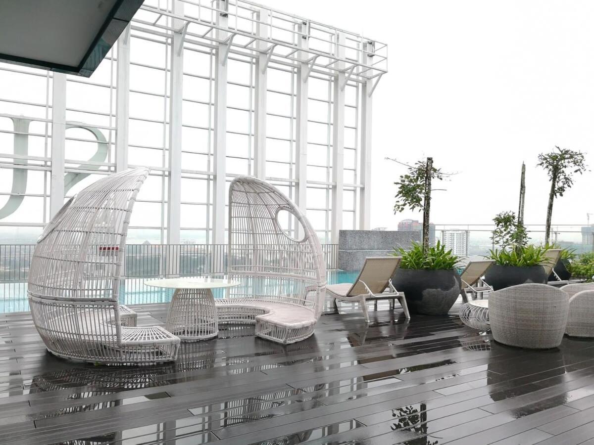 Totoro Theme Suite In Suasana Jb Johor Bahru Luaran gambar